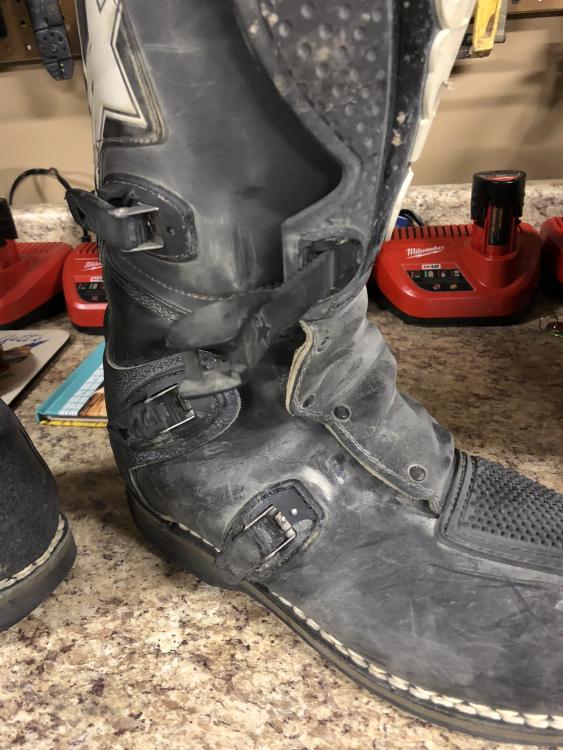 Alpinestars hotsell replacement parts