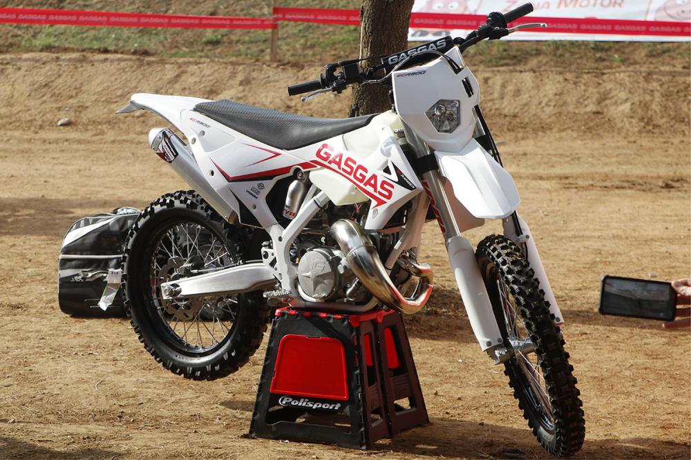 GasGas_MY2019_0043_Raider_Enduro21_560.jpg